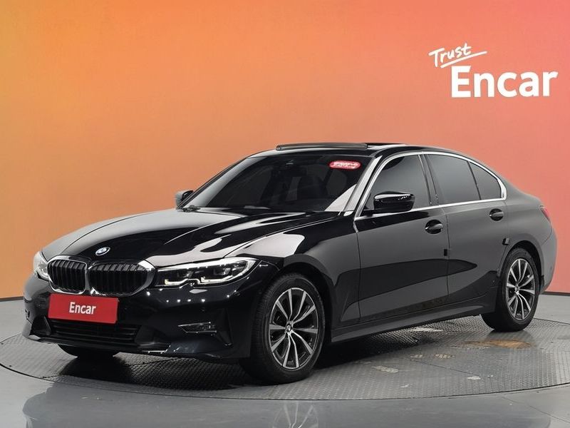 2021 BMW 3 Series 320i photo 1