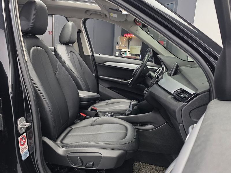 2017 BMW X1 xDrive 18d photo 11