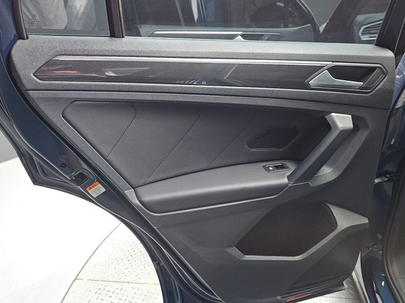 2022 Volkswagen Tiguan 2.0 TDI Prestige photo 25