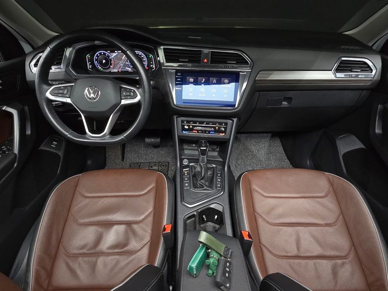 2023 Volkswagen Tiguan 2.0 TSI Prestige photo 7