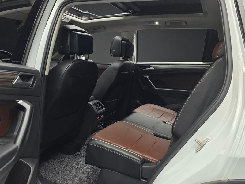 2023 Volkswagen Tiguan 2.0 TSI Prestige photo 12