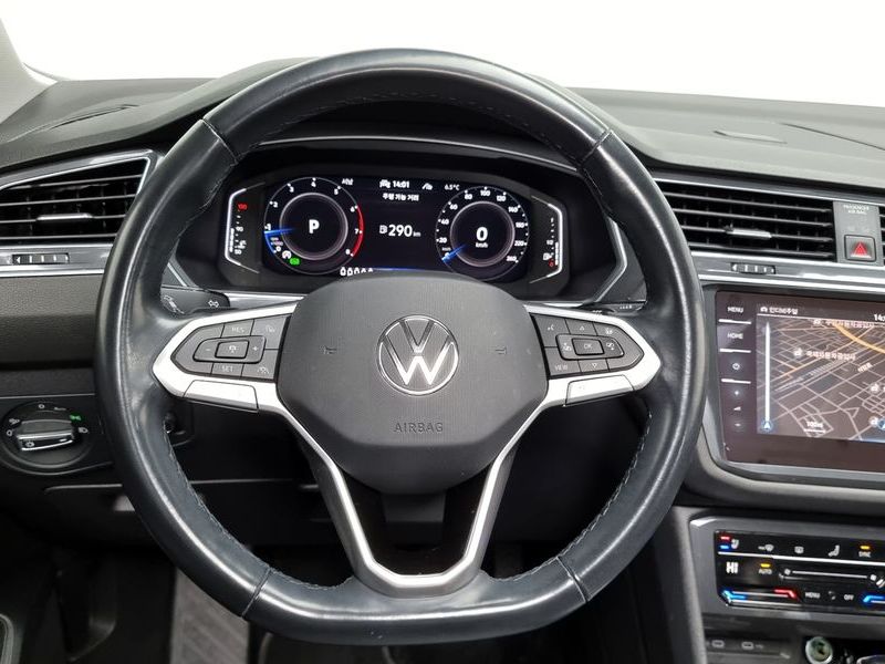 2023 Volkswagen Tiguan 2.0 TSI Prestige photo 13