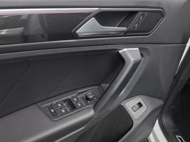 2022 Volkswagen Tiguan 2.0 TDI Prestige photo 24