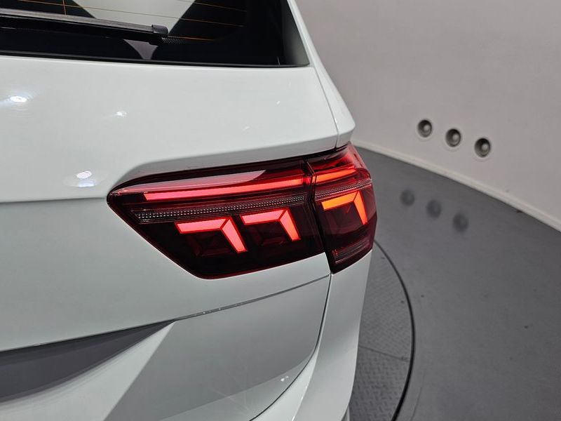 2022 Volkswagen Tiguan 2.0 TDI Prestige photo 23
