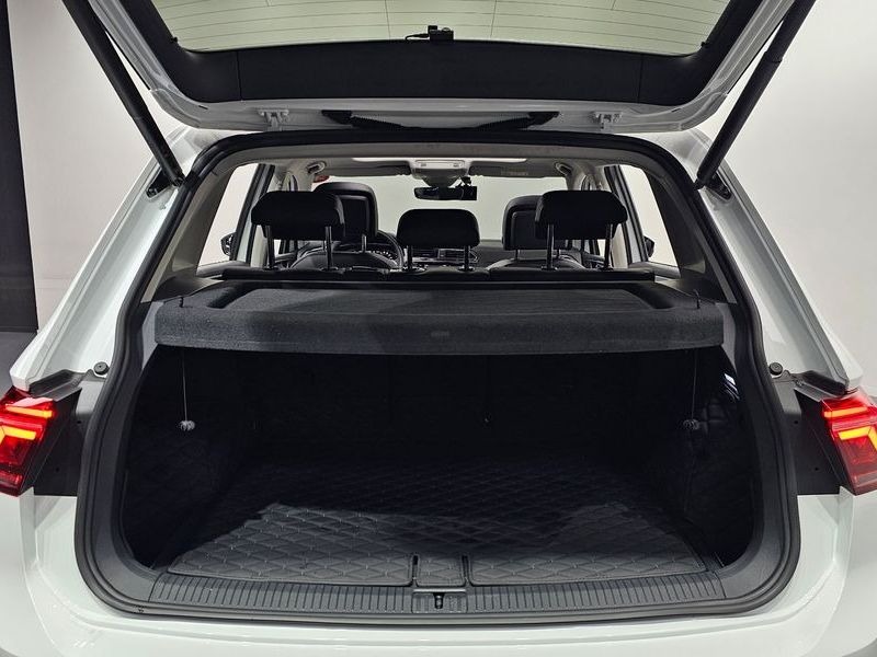 2022 Volkswagen Tiguan 2.0 TDI Prestige photo 28