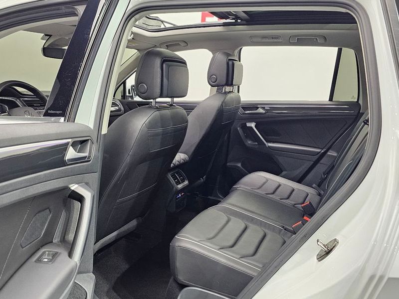 2022 Volkswagen Tiguan 2.0 TDI Prestige photo 11
