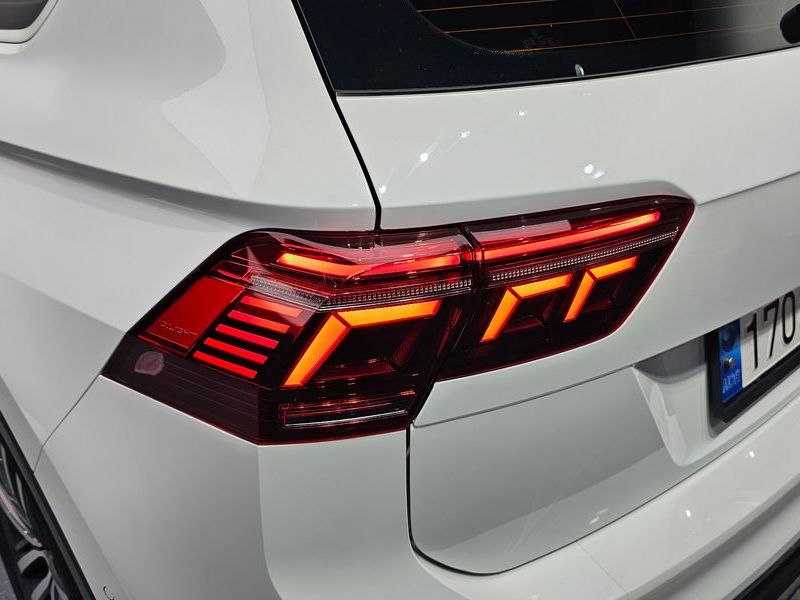 2022 Volkswagen Tiguan 2.0 TDI Prestige photo 23