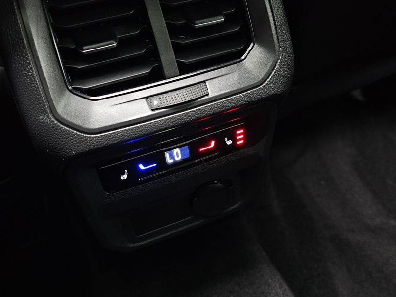 2022 Volkswagen Tiguan 2.0 TDI Prestige photo 28
