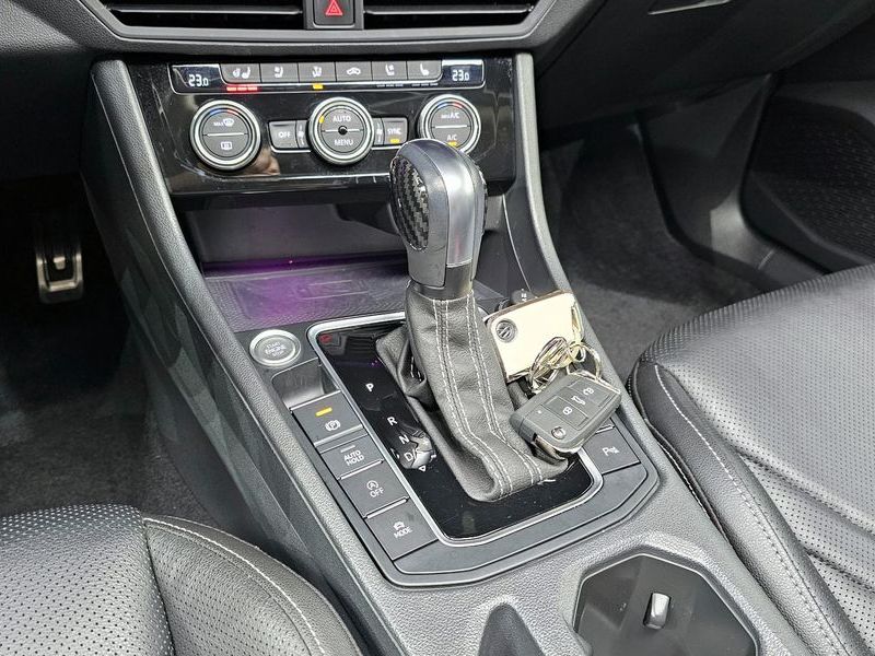 2021 Volkswagen Jetta 1.4 TSI Prestige photo 9
