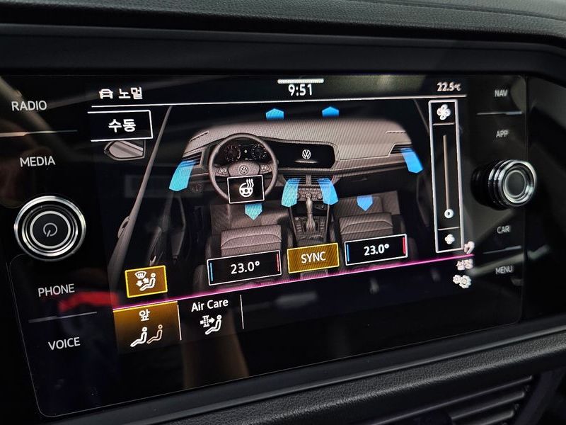 2021 Volkswagen Jetta 1.4 TSI Prestige photo 19