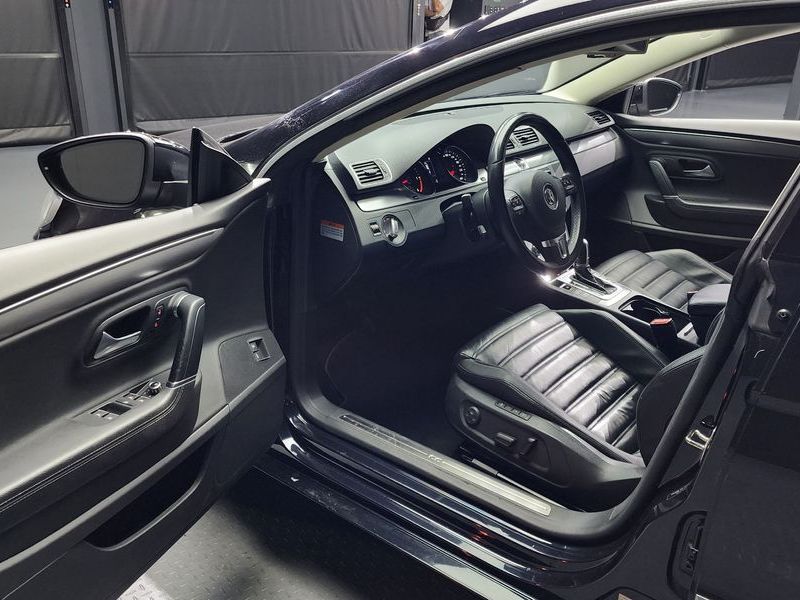 2015 Volkswagen New CC 2.0 TDI BlueMotion 4MOTION photo 10