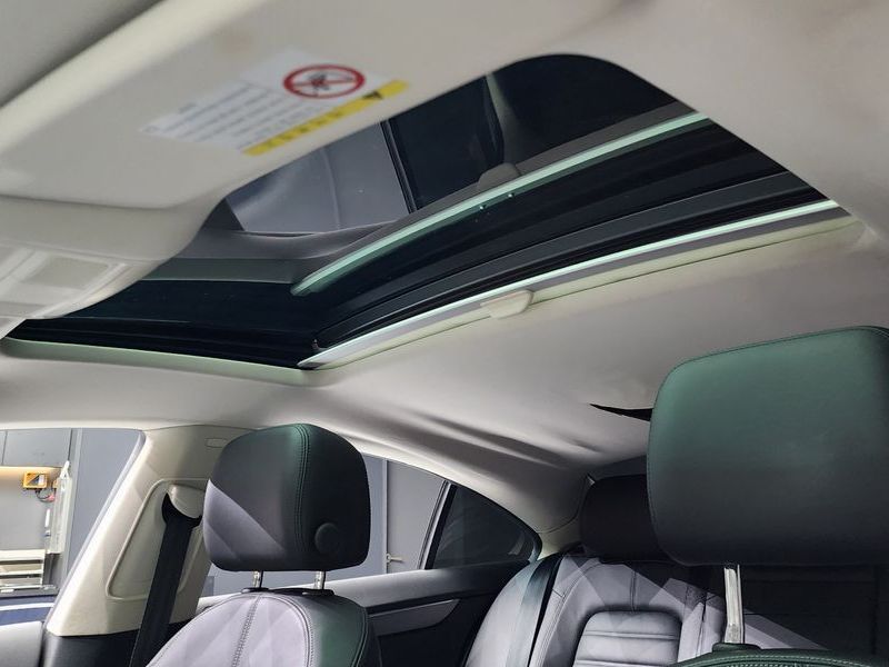 2015 Volkswagen New CC 2.0 TDI BlueMotion 4MOTION photo 18