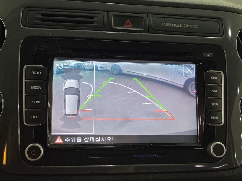 2014 Volkswagen Tiguan 2.0 TDI Comfort 5N photo 9