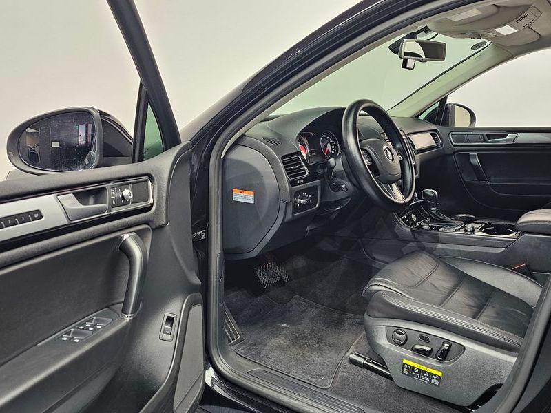 2016 Volkswagen Touareg V6 3.0 TDI Bluemotion 7P5 photo 10