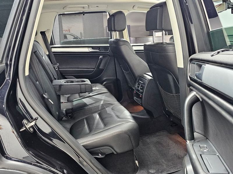2016 Volkswagen Touareg V6 3.0 TDI Bluemotion 7P5 photo 11