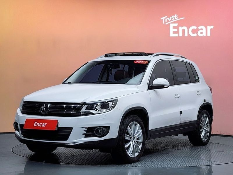 2012 Volkswagen Tiguan 2.0 TDI Premium 5N photo 1