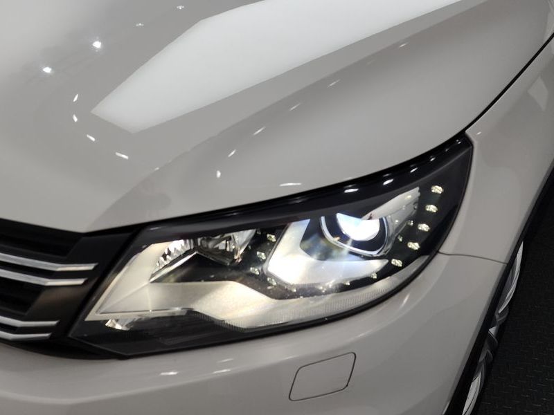 2012 Volkswagen Tiguan 2.0 TDI Premium 5N photo 22