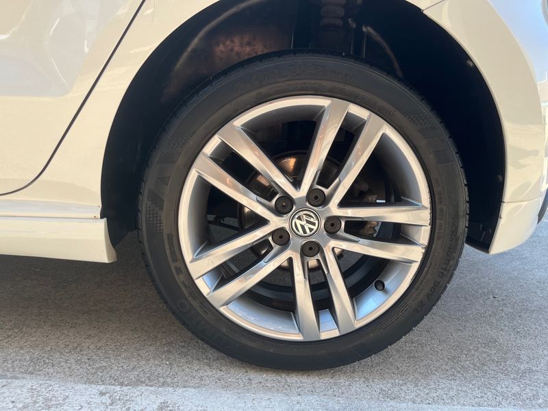 2015 Volkswagen Polo 1.4 TDI R-Line 5th photo 7