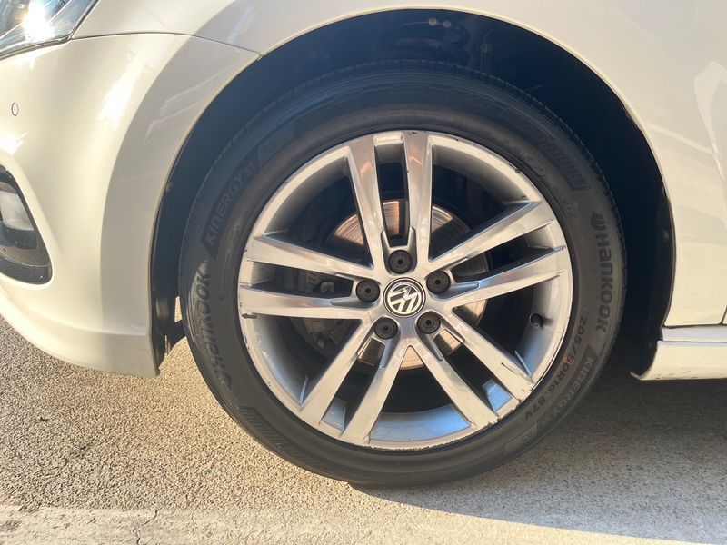 2015 Volkswagen Polo 1.4 TDI R-Line 5th photo 8