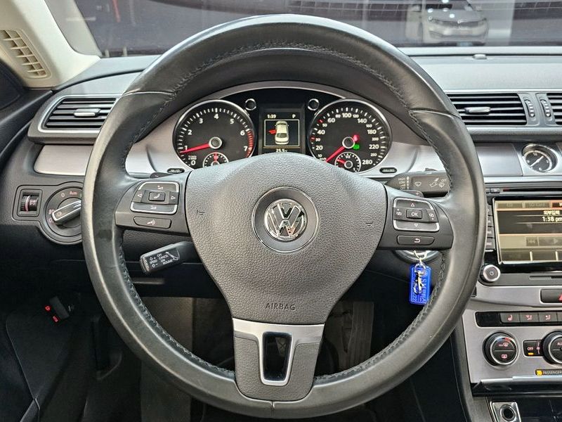 2016 Volkswagen New CC 2.0 TSI photo 13