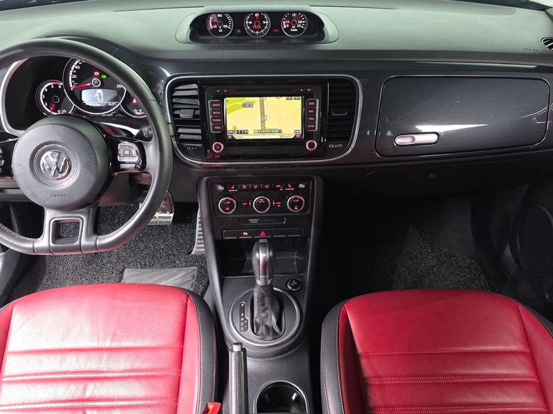 2014 Volkswagen Beetle 2.0 TDI Premium 3rd photo 7