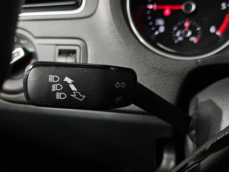 2015 Volkswagen Polo 1.4 TDI R-Line 5th photo 19