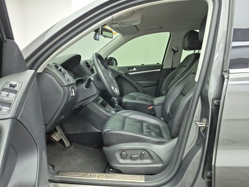 2014 Volkswagen Tiguan 2.0 TDI Comfort 5N photo 11