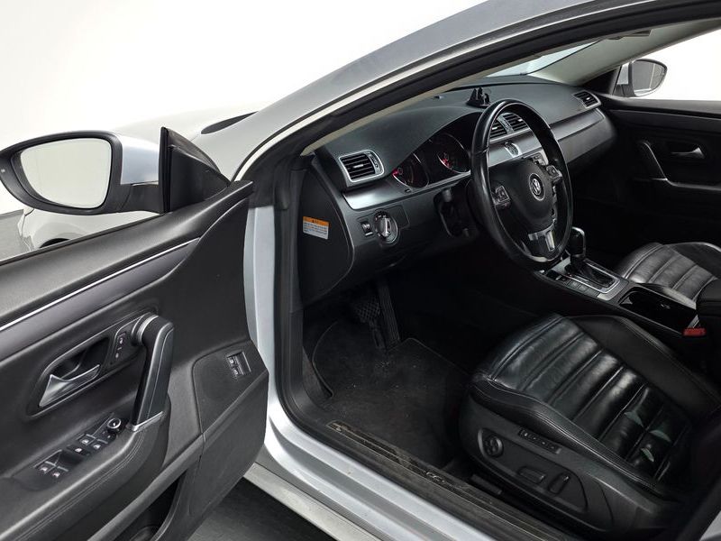 2013 Volkswagen New CC 2.0 TDI BlueMotion photo 11