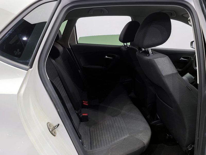 2014 Volkswagen Polo 1.6 TDI R-Line 5th photo 12