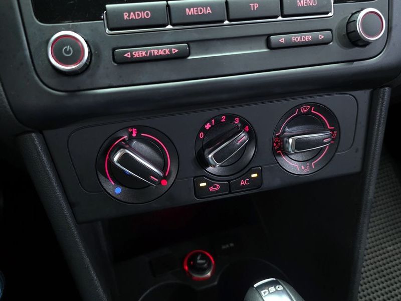2014 Volkswagen Polo 1.6 TDI R-Line 5th photo 15