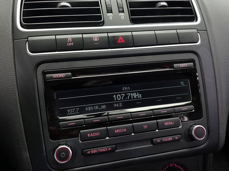 2014 Volkswagen Polo 1.6 TDI R-Line 5th photo 14