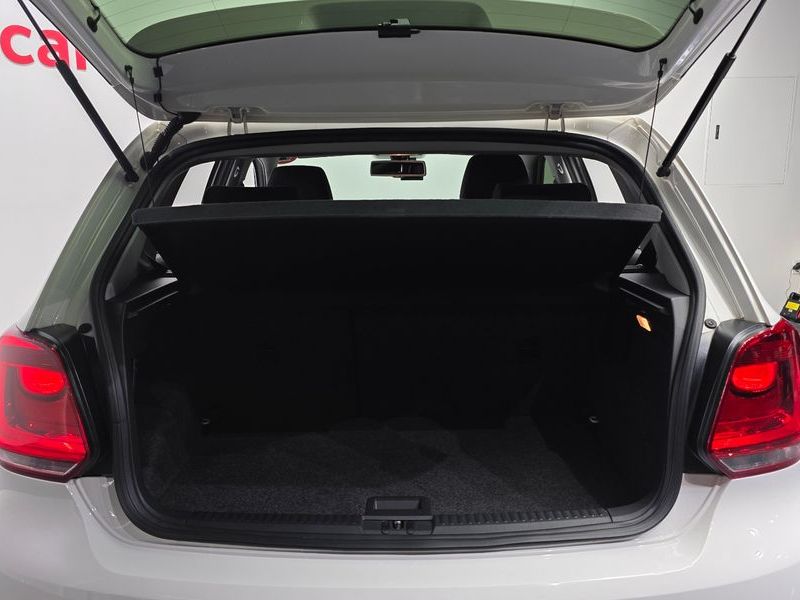 2014 Volkswagen Polo 1.6 TDI R-Line 5th photo 20