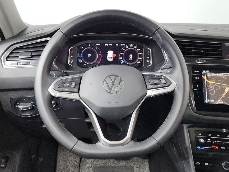 2023 Volkswagen Tiguan 2.0 TDI Prestige photo 13