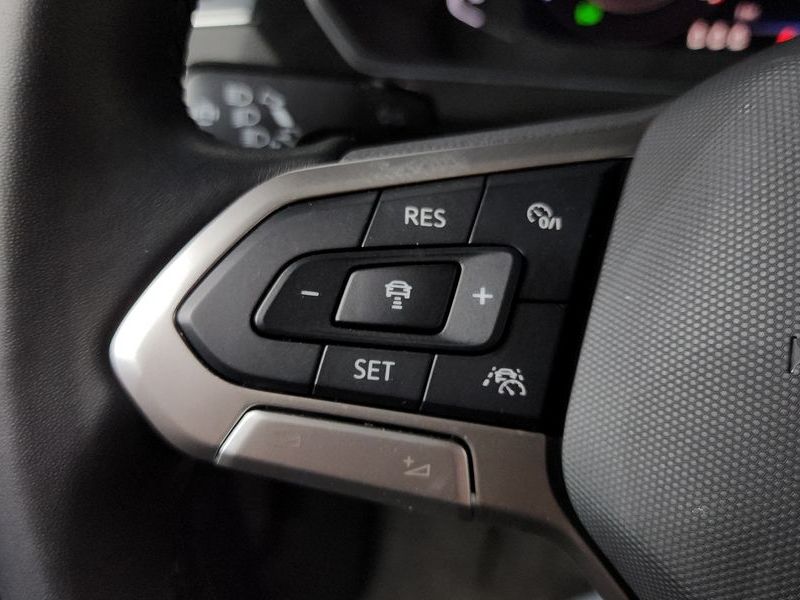 2023 Volkswagen Tiguan 2.0 TDI Prestige photo 16