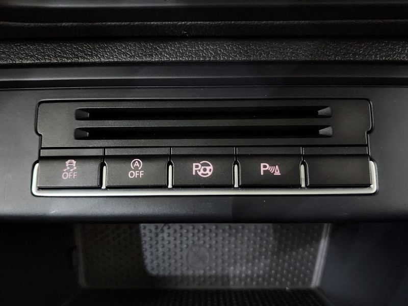 2013 Volkswagen Tiguan 2.0 TDI Premium 5N photo 13