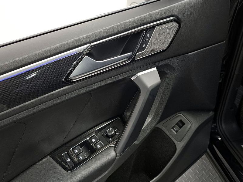 2023 Volkswagen Tiguan 2.0 TDI Premium photo 18