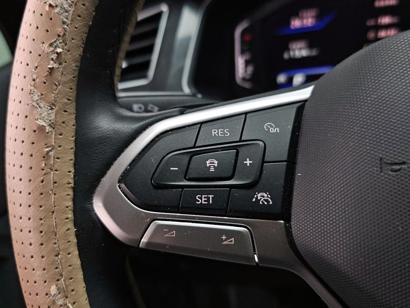 2023 Volkswagen Tiguan 2.0 TDI Premium photo 19