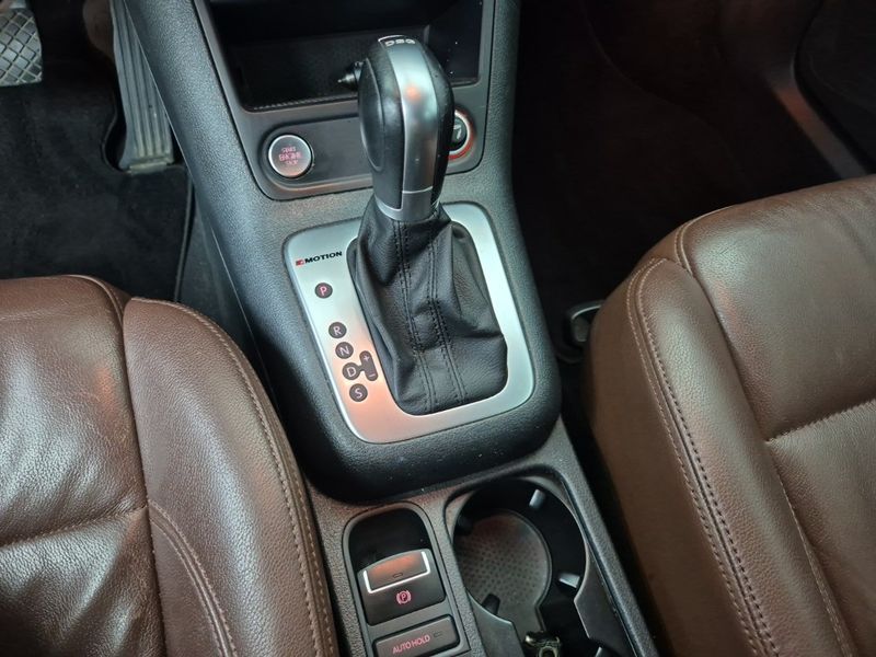 2016 Volkswagen Tiguan 2.0 TDI Comfort 5N photo 8