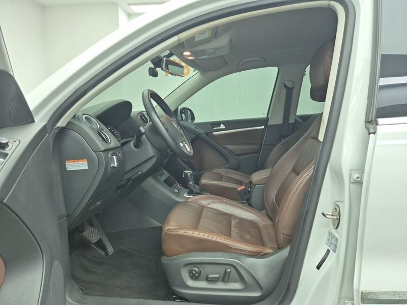 2016 Volkswagen Tiguan 2.0 TDI Comfort 5N photo 11