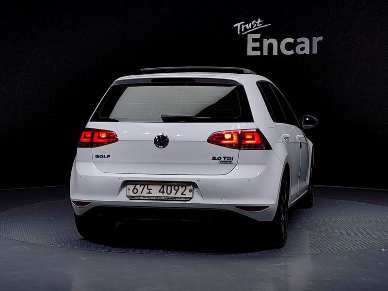 2015 Volkswagen Golf 2.0 TDI photo 4