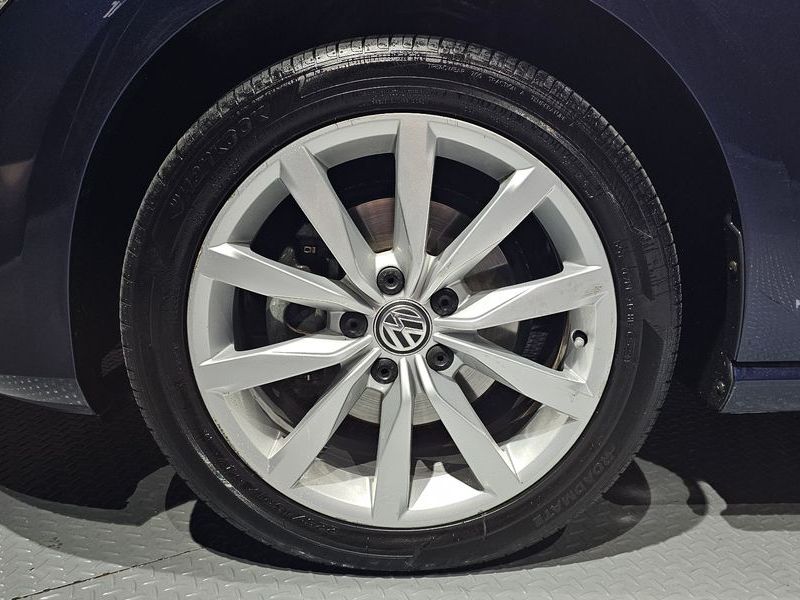 2015 Volkswagen Golf 2.0 TDI photo 5