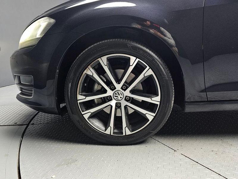 2015 Volkswagen Golf 2.0 TDI Premium photo 5