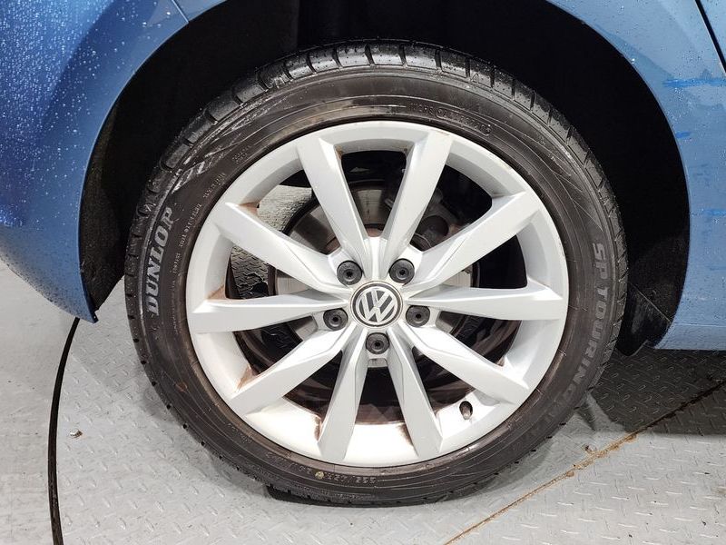 2013 Volkswagen Golf 1.6 TDI photo 5