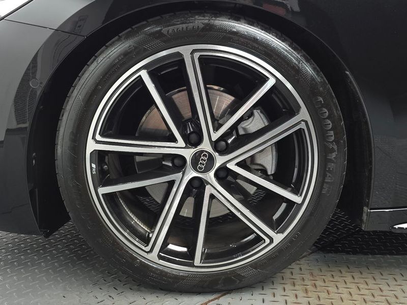 2025 Audi A5 45 TFSI Quattro S Line photo 5