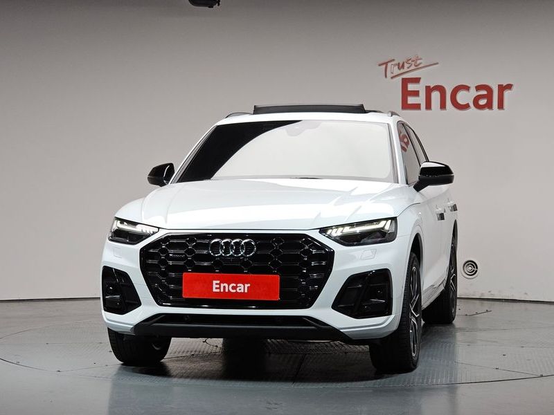 2024 Audi Q5 45 TFSI Quattro Premium photo 3