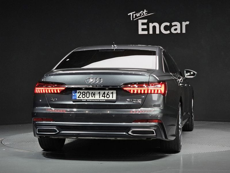2022 Audi A6 45 TFSI Quattro Premium photo 4