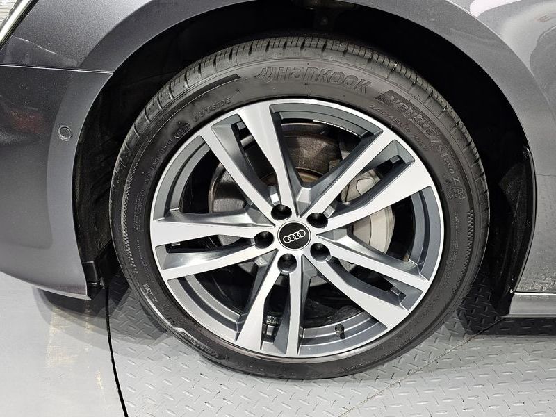 2022 Audi A6 45 TFSI Quattro Premium photo 5