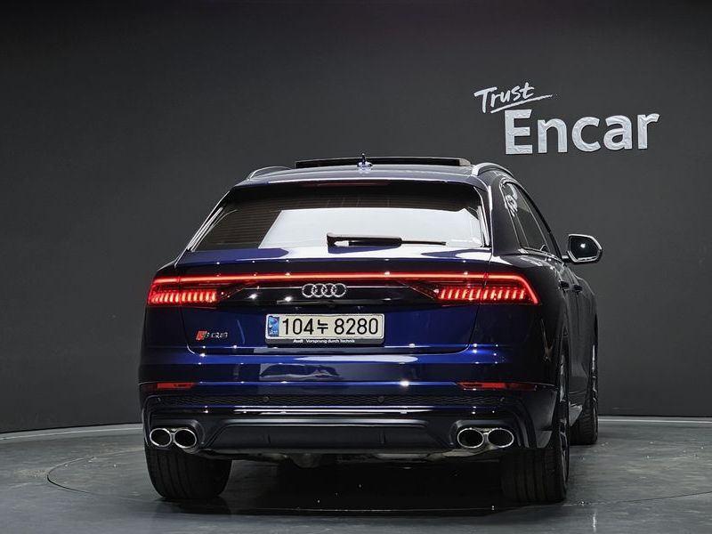 2020 Audi Q8 4.0 TDI Quattro photo 4