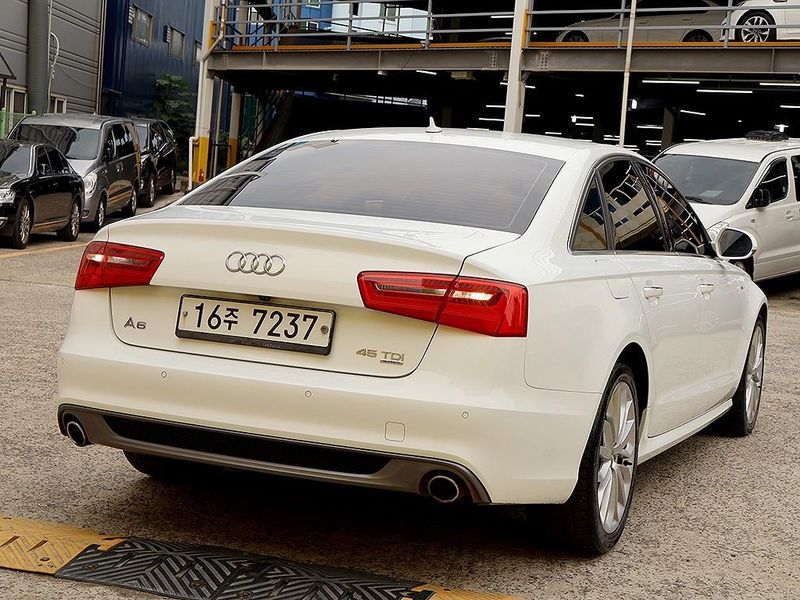 2015 Audi A6 45 TDI Quattro Dynamic C7 photo 4