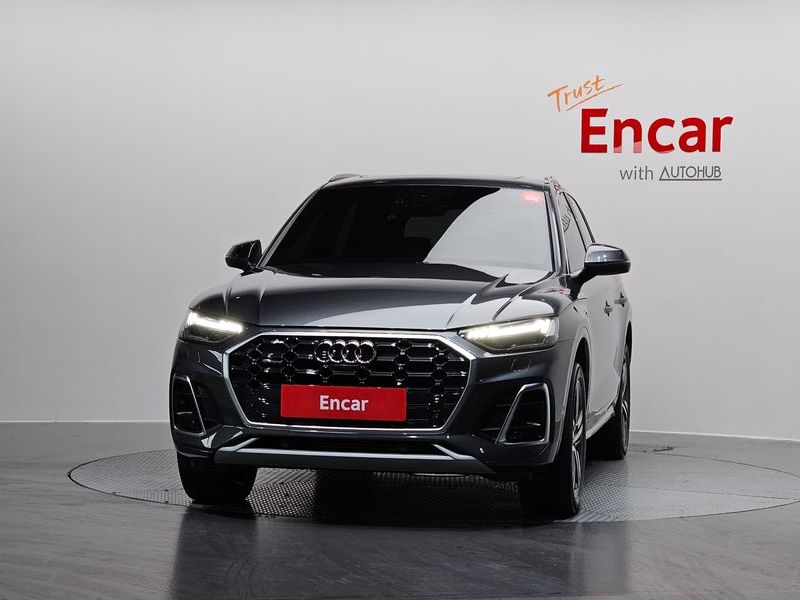2022 Audi Q5 45 TFSI Quattro Premium photo 3